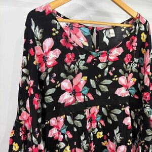 Supplies by Union Bay Floral Boho Bell Sleeve Blouse Size L